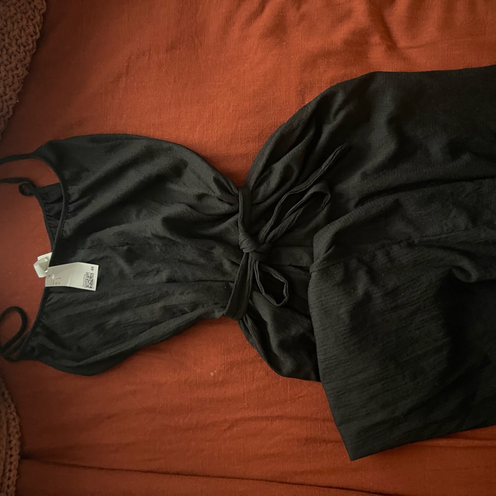 Wide Cut Jumpsuit - Picture 3 of 3